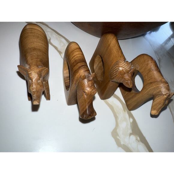 Safari Animal Napkin Ring Holders Hand Carved Wooden Set Of 4 Table Decor - Picture 9 of 10
